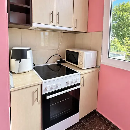 Rose Cream Cozy 1bedroom In Бургас